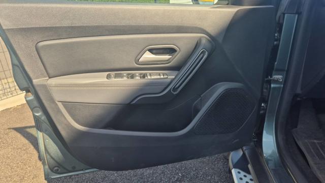 Dacia Duster image 9