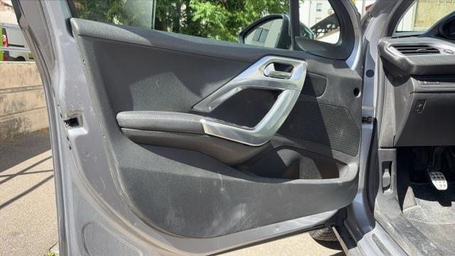 Peugeot 2008 image 3