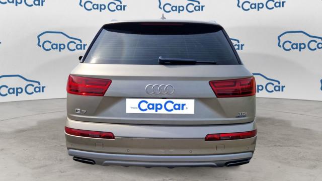 Audi Q7 image 8