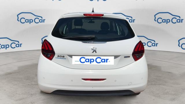 Peugeot 208 image 8