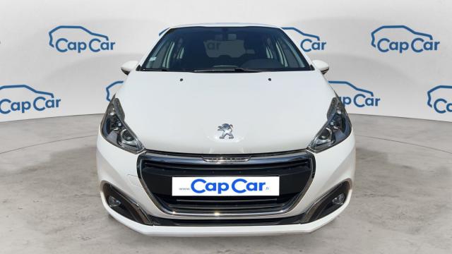 Peugeot 208 image 9