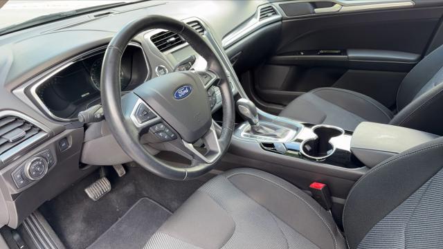 Ford Mondeo image 8