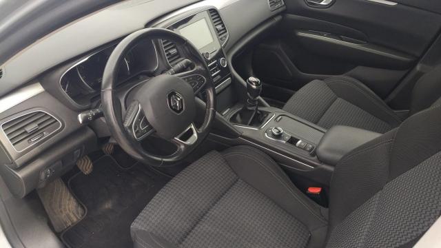 Renault Talisman Estate image 2