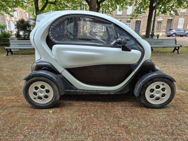 Renault Twizy image 2