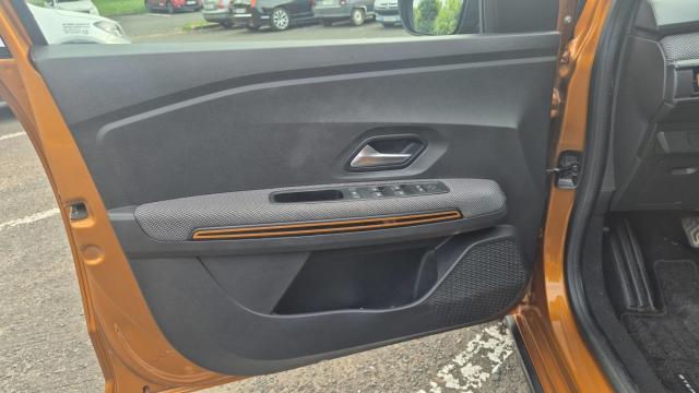 Dacia Sandero image 8