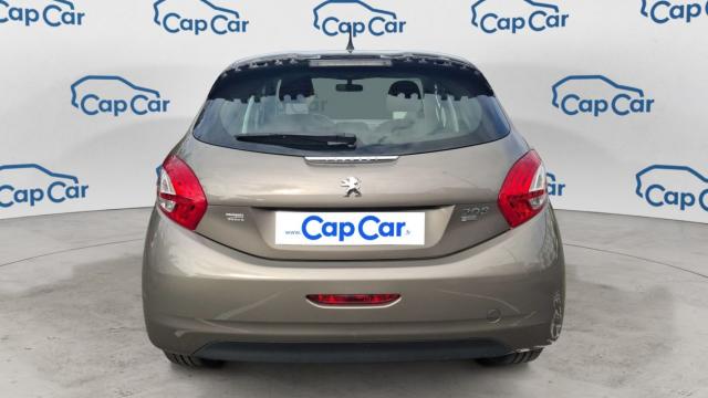 Peugeot 208 image 9