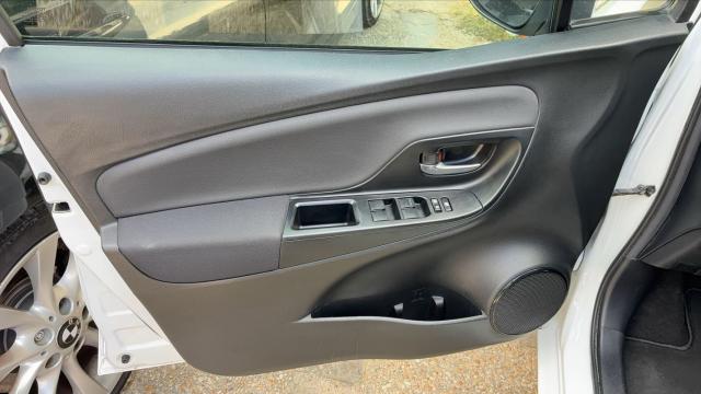 Toyota Yaris image 6