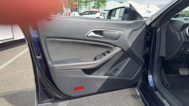Mercedes Benz Classe Cla image 8