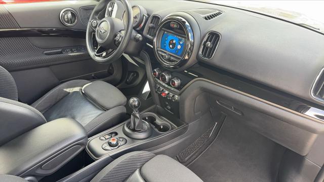 Mini Countryman image 2