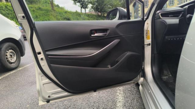 Suzuki Swace image 9