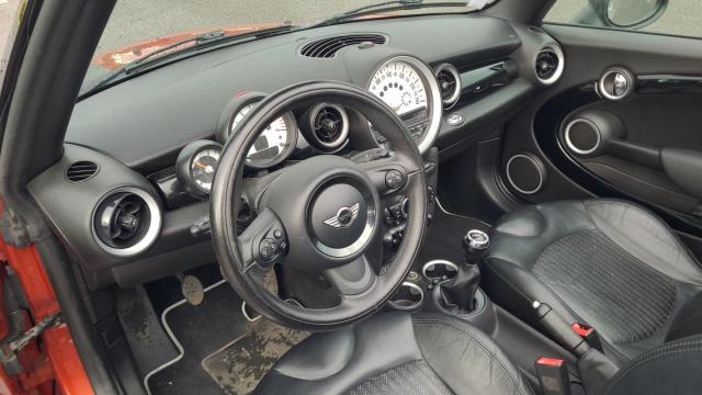 Mini Cabrio image 4