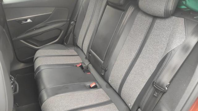 Peugeot 3008 image 1
