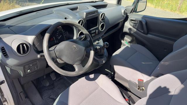 Peugeot Partner image 7