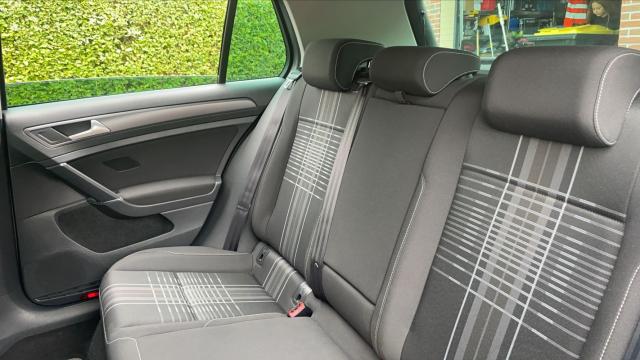 Volkswagen Golf image 4
