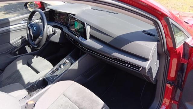 Volkswagen Golf image 2