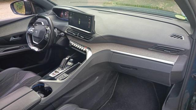 Peugeot 5008 image 2
