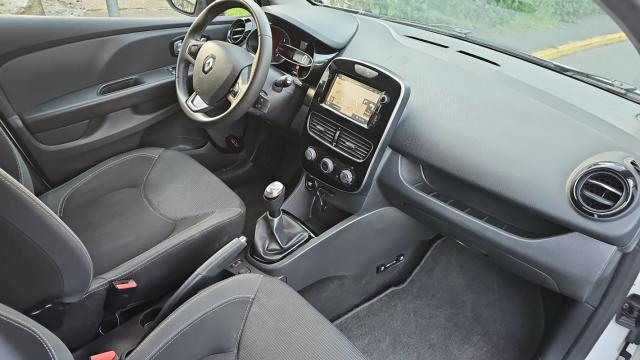 Renault Clio image 6