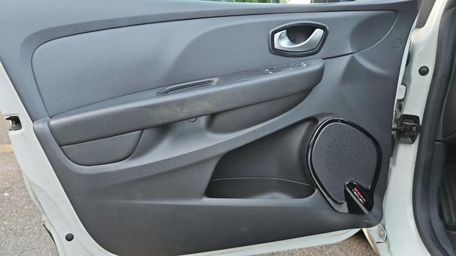 Renault Clio image 3