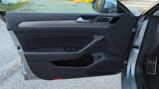 Volkswagen Arteon image 6