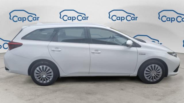 Toyota Auris image 4
