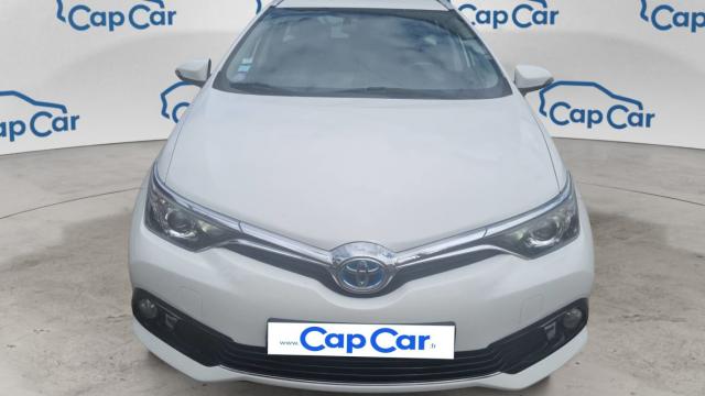 Toyota Auris image 9