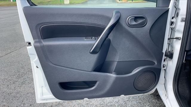 Renault Kangoo Express image 2