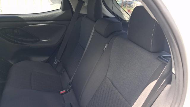 Toyota Yaris image 9