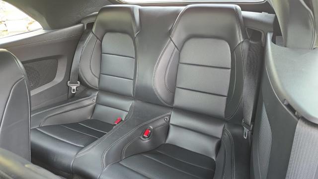 Ford Mustang image 7