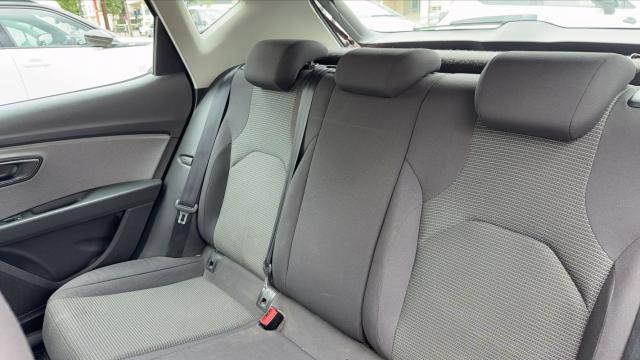 Seat Leon image 6