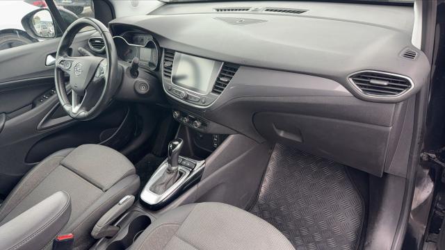 Opel Crossland image 2