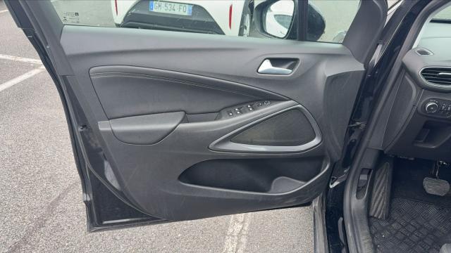 Opel Crossland image 8