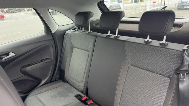 Opel Crossland image 1