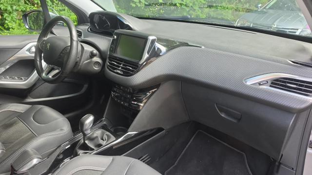 Peugeot 2008 image 5