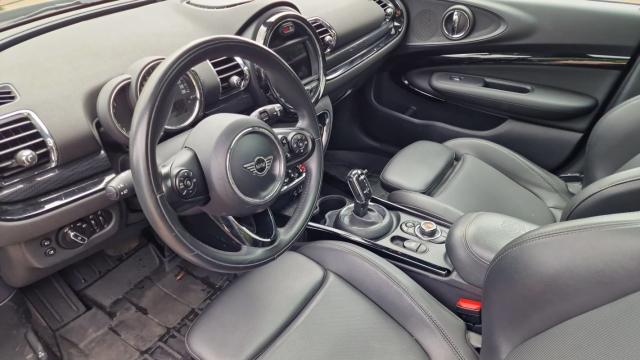 Mini Clubman image 2