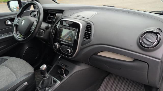 Renault Captur image 2