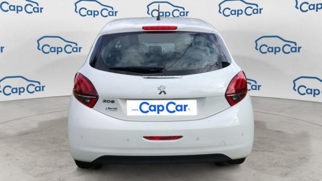 Peugeot 208 image 7