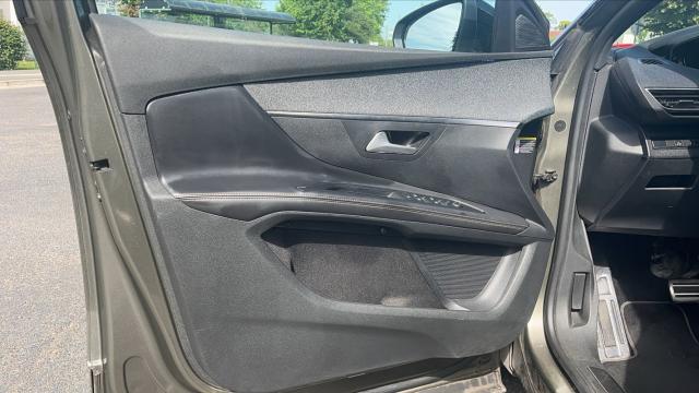 Peugeot 5008 image 3