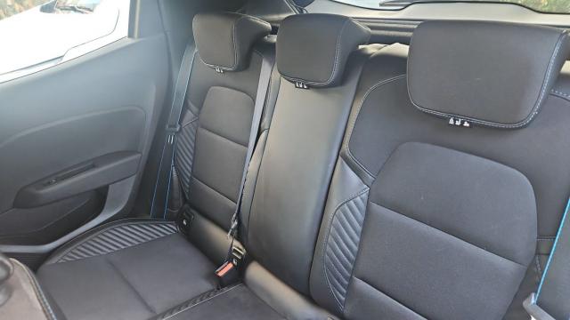 Renault Clio image 6
