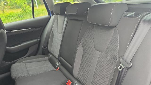 Skoda Octavia image 8