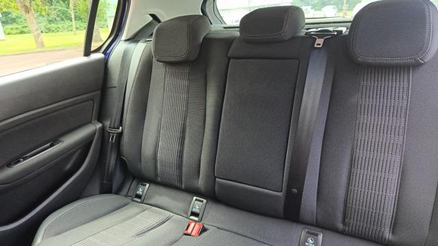 Peugeot 308 image 6