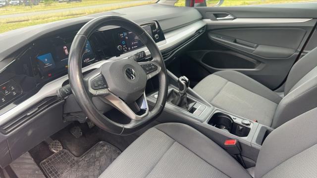 Volkswagen Golf image 8