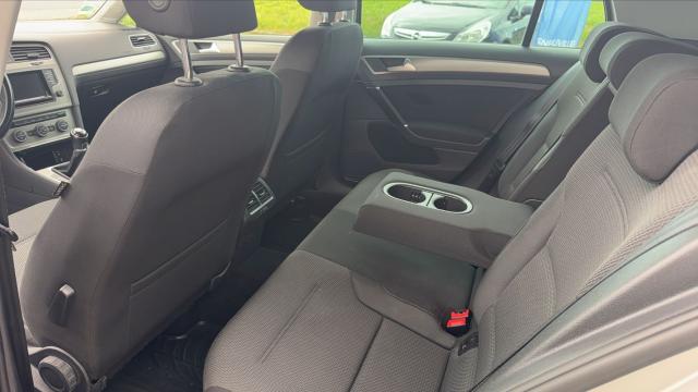 Volkswagen Golf image 2
