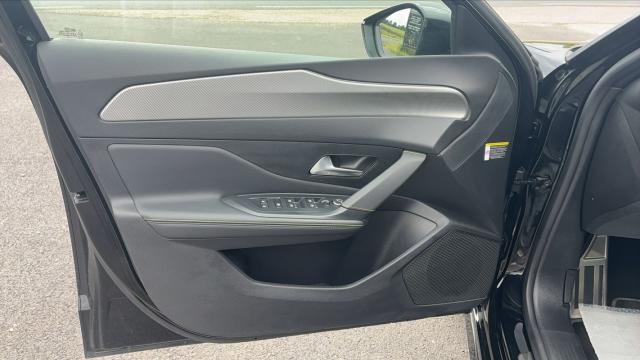 Peugeot 308 image 8