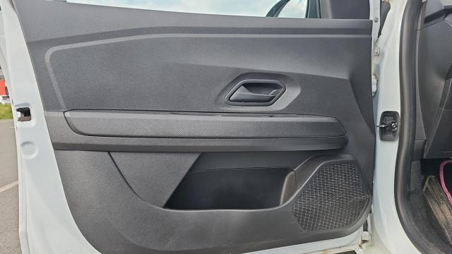 Dacia Sandero image 9