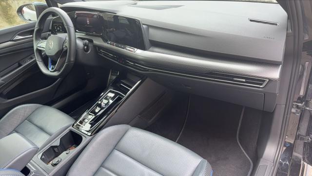 Volkswagen Golf image 7