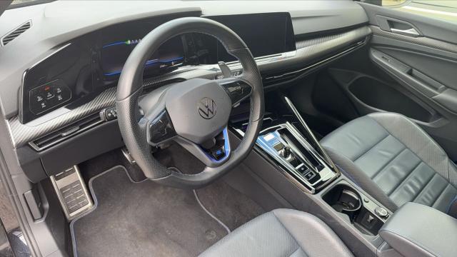 Volkswagen Golf image 1