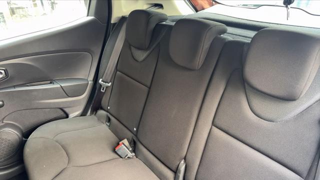 Renault Clio image 9