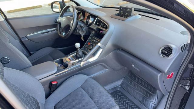 Peugeot 3008 image 1
