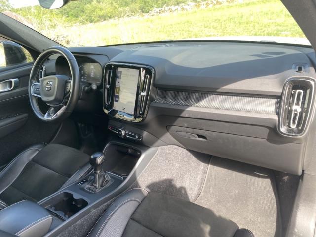 Volvo Xc40 image 8