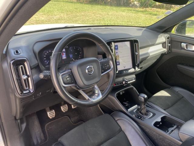 Volvo Xc40 image 9